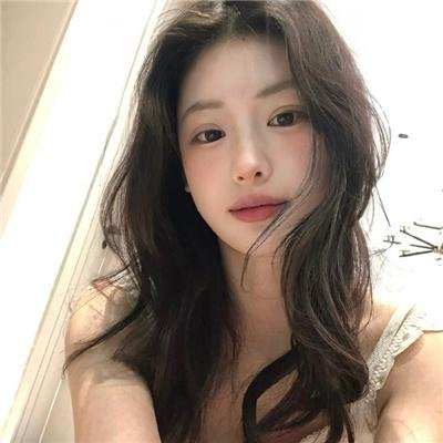 明明能吃软饭我却偏要斩妖除魔